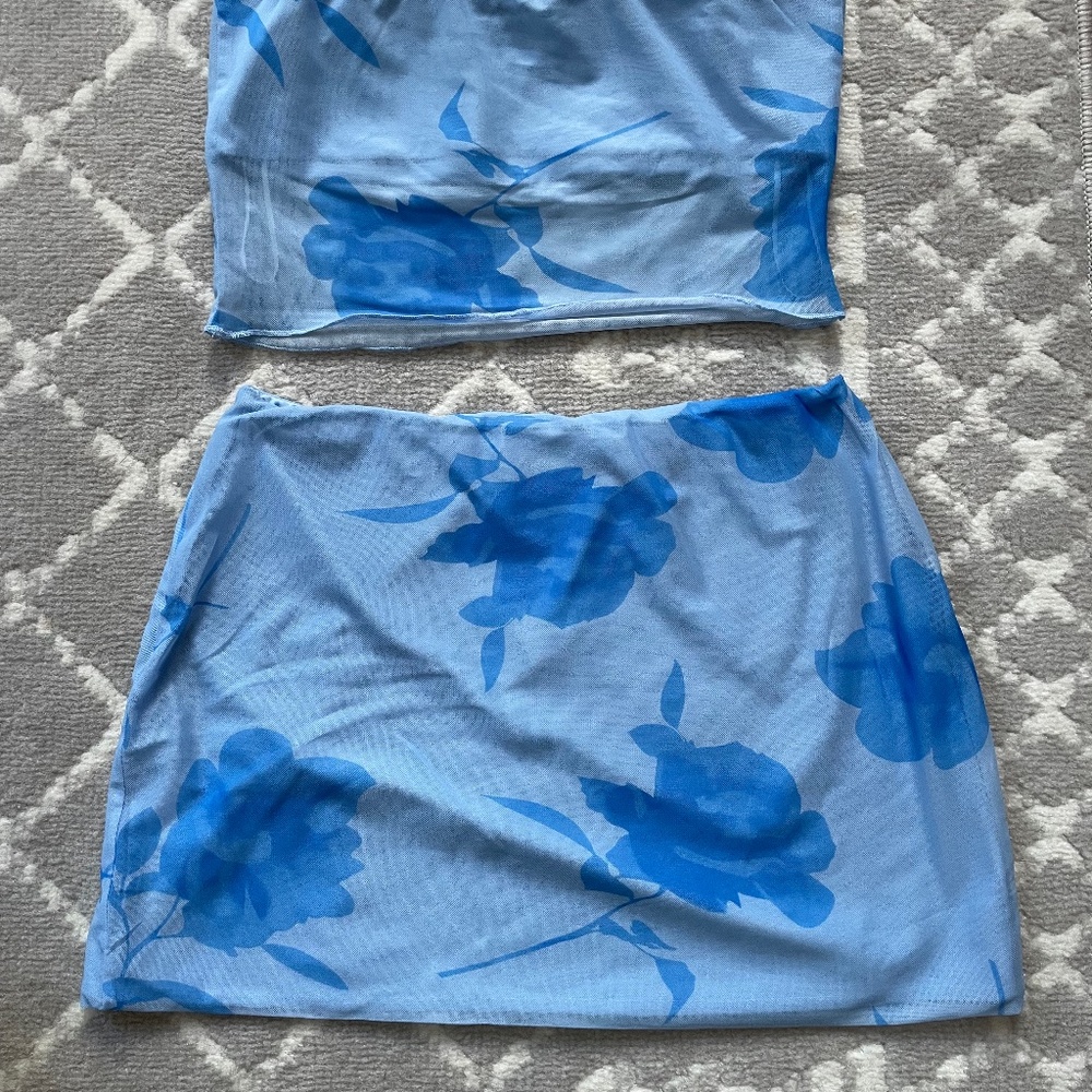 Blue Set - Picture 3 of 4